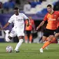 Vinicius Junior dari Real Madrid mencetak gol kedua timnya selama Liga Champions, pertandingan sepak bola grup B antara Real Madrid dan Shakhtar Donetsk di stadion Alfredo di Stefano di Madrid, Spanyol, Rabu, 21 Oktober 2020. (Foto AP / Manu Fernandez)