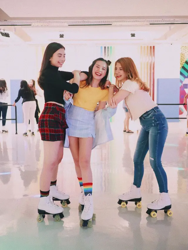 Beby Tsabina, Cassandra Lee, Sephora Sievert (Instagram/bebytsabina)