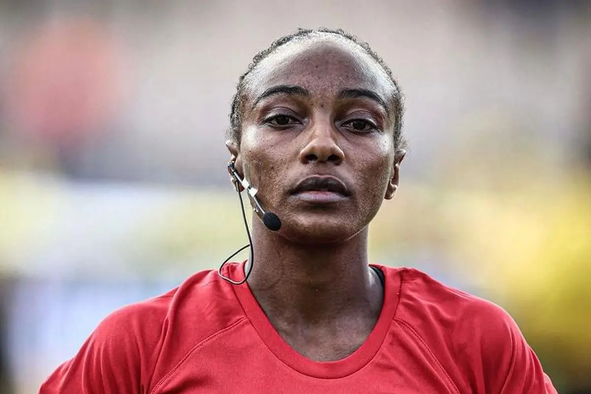 Sosok Salima Mukansanga, Wasit Perempuan Pertama yang Pimpin Laga Piala Afrika