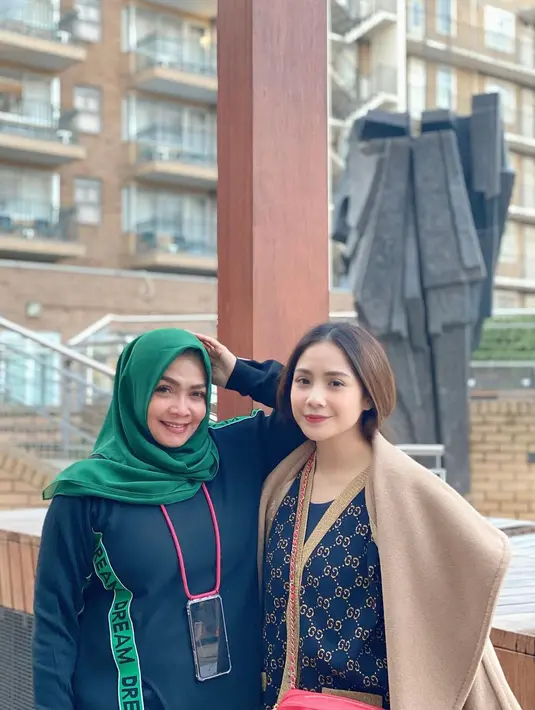 Mama Rieta (Instagram/rieta_amilia)