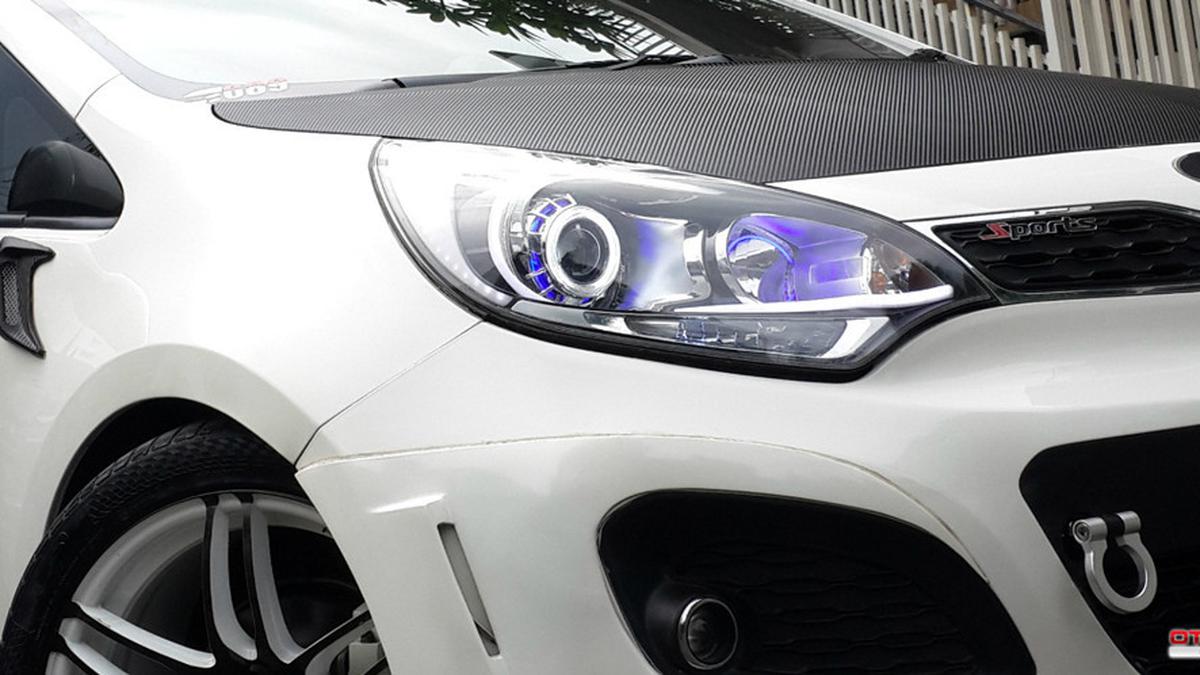 Modif Kia Rio Bergaya Racing-Entertainment - Review Otosia.com