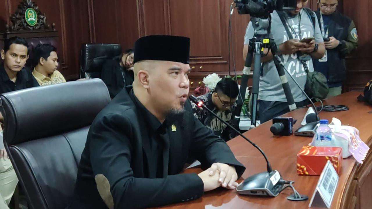 VIDEO: Ahmad Dhani Gerindra Merasa Tak Bersalah di Sidang MKD DPR "Hanya Keserimpet Lidah"