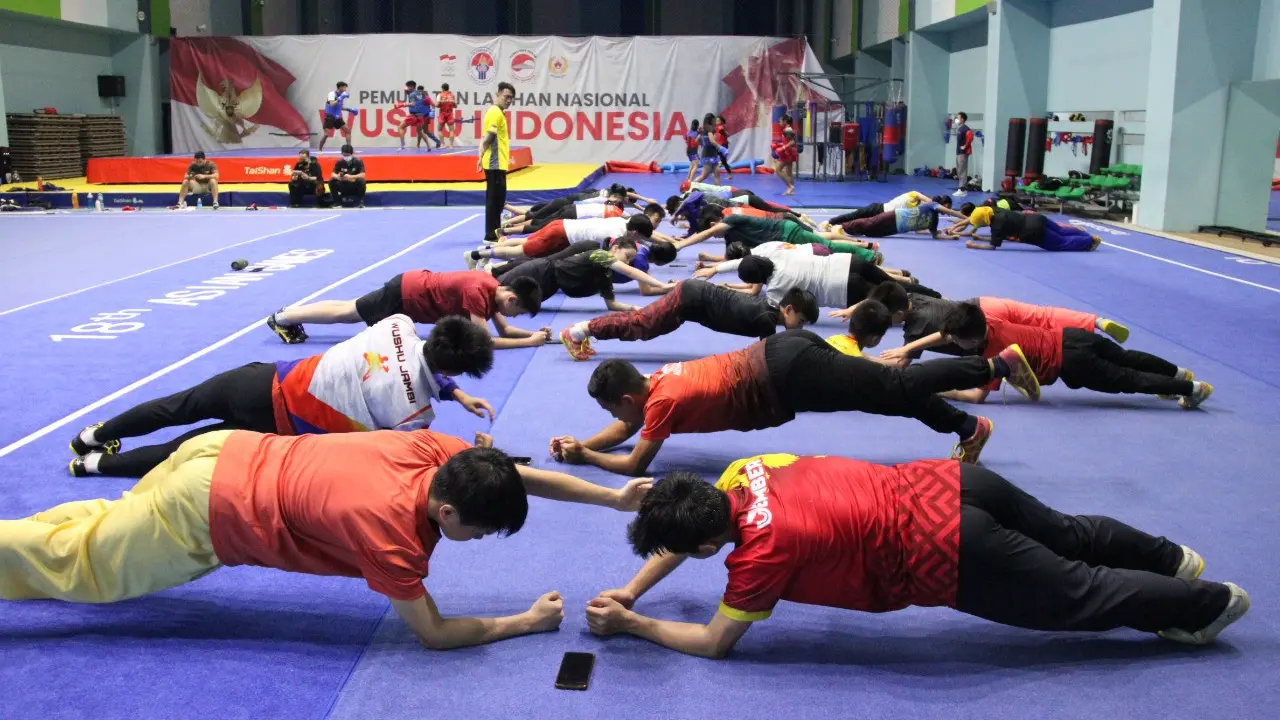 Atlet Wushu Indonesia Berlatih Jelang Kejuaraan Dunia Wushu Junior 2022