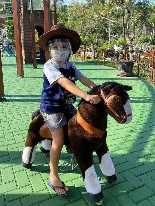 (Instagram/inijedar)