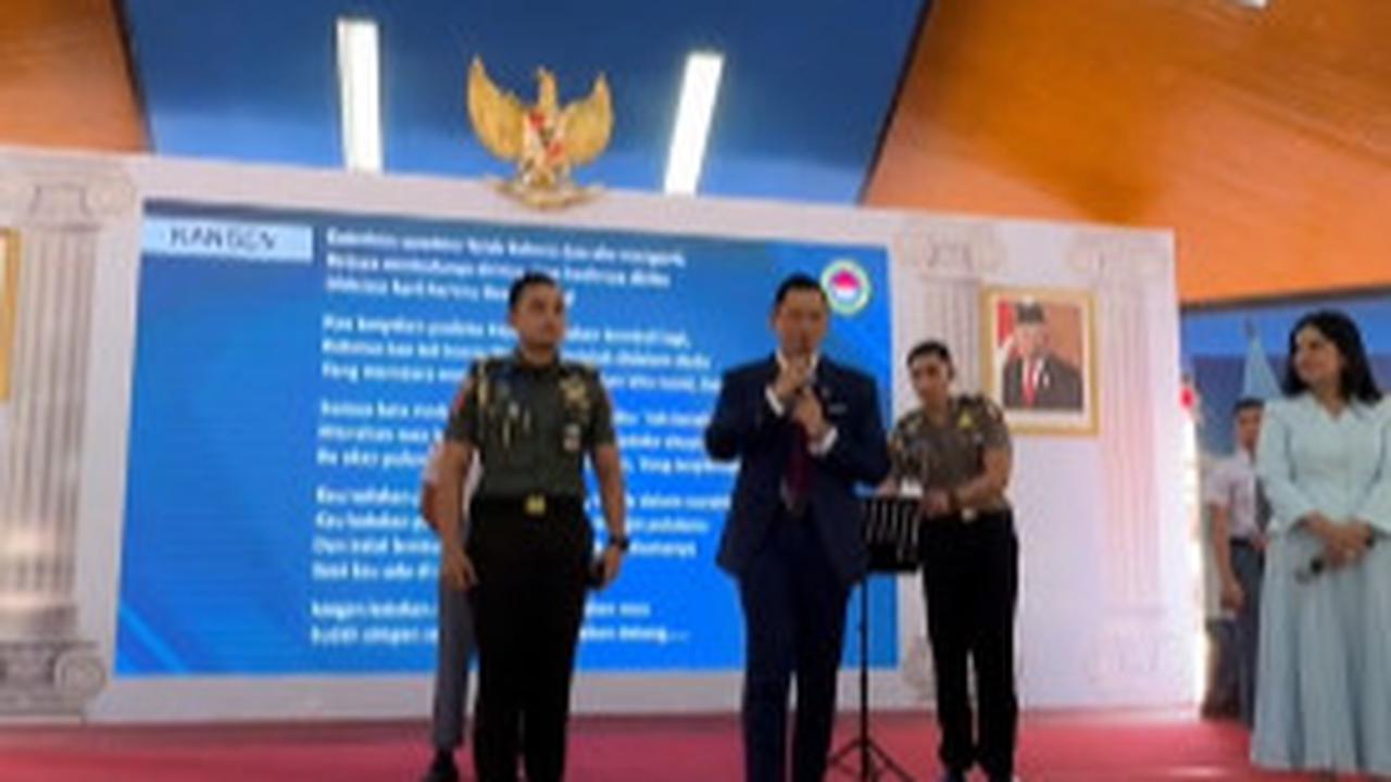 AHY Kenalkan Dua Ajudannya dari TNI Polri ke Siswa SMA Taruna, Sebut Satu Masih Jomblo Langsung Heboh
