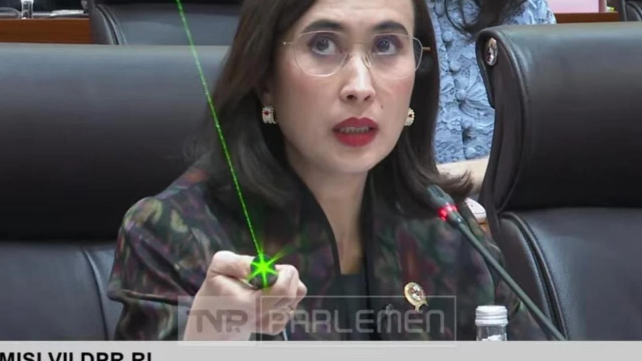 Menpar Widiyanti dicecar anggota Komisi VII soal anggaran