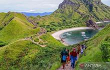 Mendorong Pariwisata Labuan Bajo, Kementerian Transmigrasi Ajak Investor Kembangkan Sekolah Vokasi