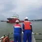 PT Pertamina (Persero) menambah armada kapal, untuk mempercepat proses pembersihan Teluk Balikpapan.(Dok Pertamina)