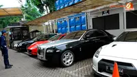 Mobil Mewah Suami Airin Rachmi Disita dari Gudang