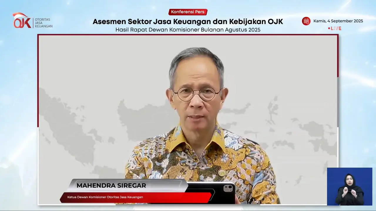 Ketua Dewan Komisioner Otoritas Jasa Keuangan (OJK), Mahendra Siregar saat konferensi pers RDKB Agustus 2025, Kamis (4/9/2025). (Foto: tangkapan layar/Tira Santia)