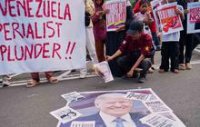 FOTO: Aksi Buruh dan Mahasiswa di Jakarta Protes Penangkapan Presiden Venezuela