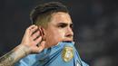 5. Jose Gimenez (Atletico Madrid), meski kurang bersinar pada musim ini namun bek asal Uruguay ini dipercaya akan cocok dengan Eric Bailly. Tetapi Setan Merah harus mengeluarkan uang ekstra jika ingin mendapatkannya. (AFP/Pablo Porciuncula)
