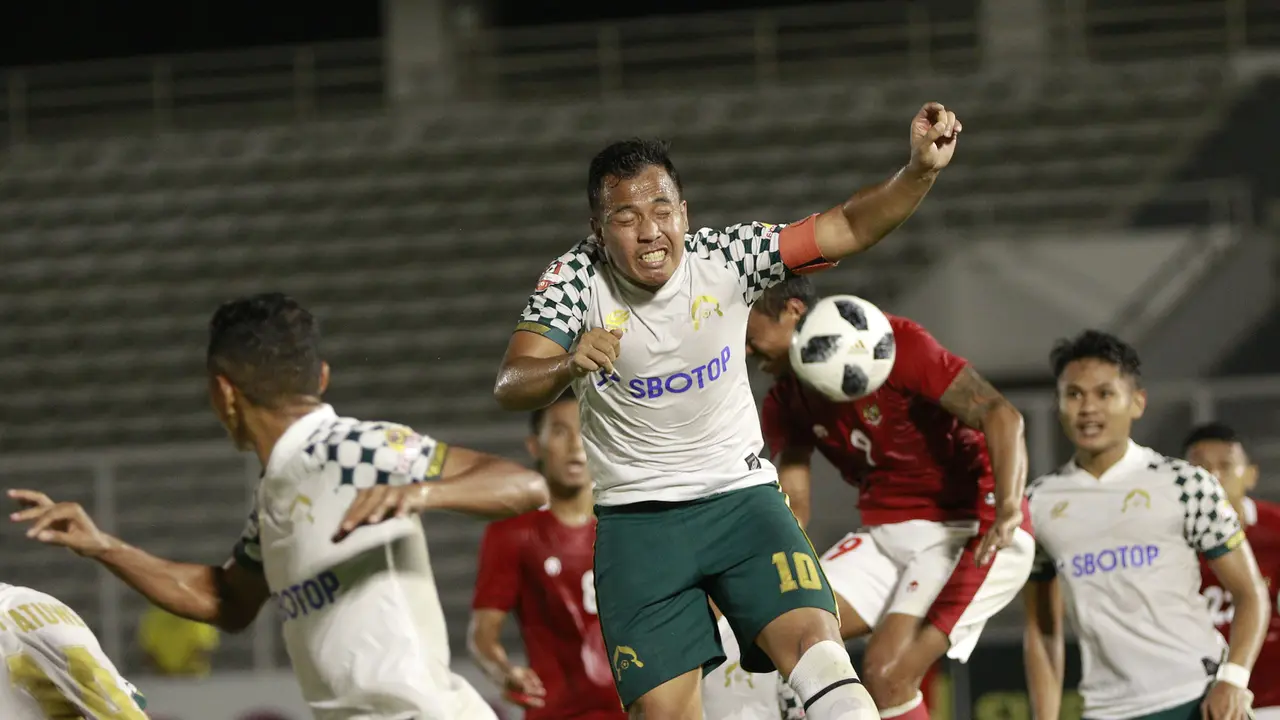 Laga Uji Coba Timnas Indonesia melawan Tira Persikabo