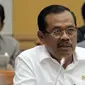 Jaksa Agung H. M. Prasetyo saat menggelar rapat dengan Komisi III DPR RI di Kompleks Parlemen, Senayan, Jakarta, Rabu (1/2). Rapat tersebut membahas penanganan kasus korupsi dan kinerja di Kejaksaan Agung. (Liputan6.com/Johan Tallo)