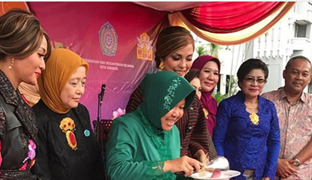 "Tidak ada pesan khusus, saya hanya ingin menyampaikan bahwa semua ibu di Indonesia adalah Wonder Woman dan benar-benar sosok wanita yang luar biasa," kata Inul. (Instagram/inul.d)