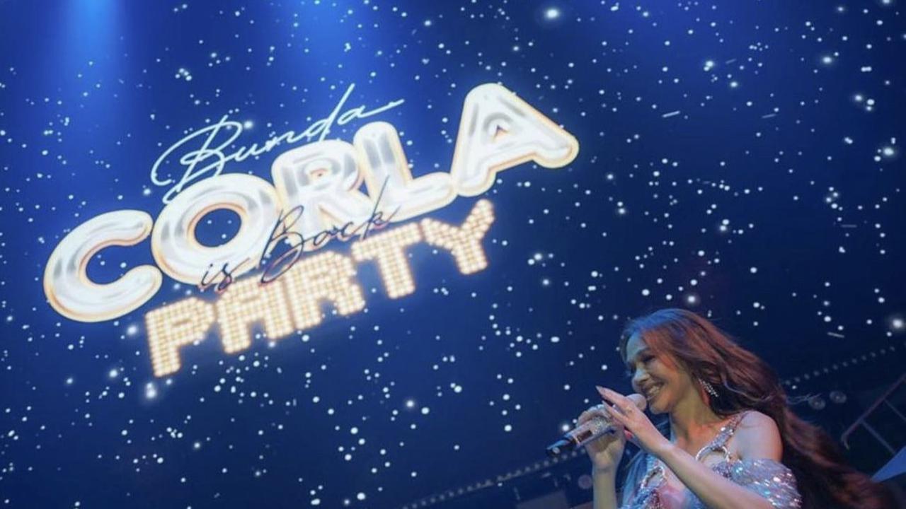 Konser Musik Bunda Corla is Back Party Penuh Sesak, Suguhkan Aksi ...