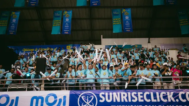 Antusiasme penonton menyaksikan PLN Mobile Proliga 2025.