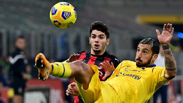 AC Milan vs Hellas Verona di Liga Italia