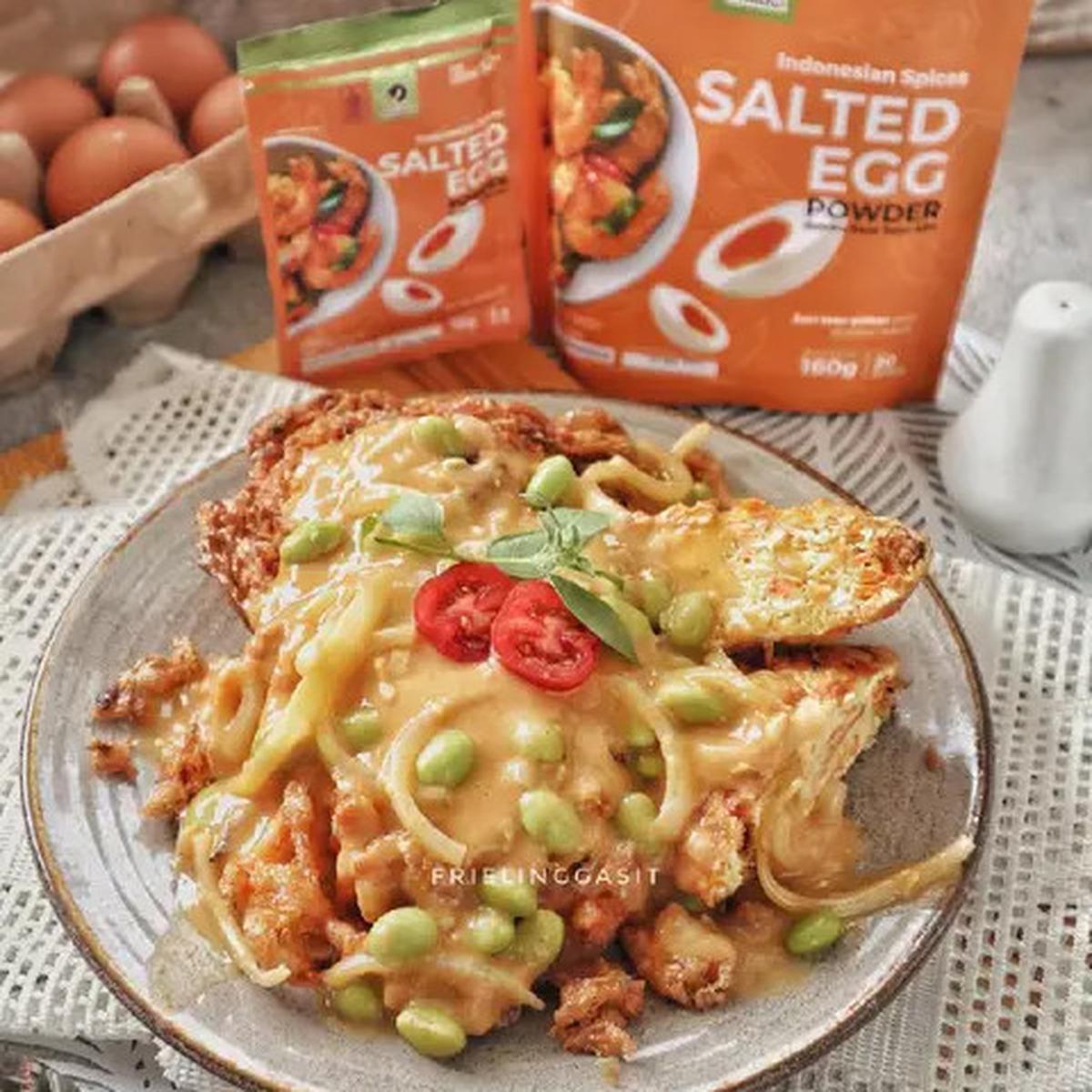 Ilustrasi Fuyunghai Ayam Saus Telur Asin