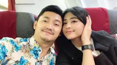 Pedangdut Dewi Perssik digugat cerai oleh suaminya, Angga Wijaya. Pengacara Dewi Perssik, Sandy Arifin, menyebut Angga sudah mengajukan gugatan pada Senin, 20 Juni 2022. (FOTO: instagram.com/anggawijaya88/)