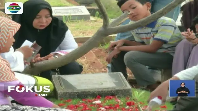 Jelang Ramadan, TPU Karet Bivak Ramai Dikunjungi Peziarah