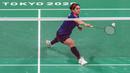 Pada laga tersebut, Leani Ratri Oktila harus mengakui keunggulan wakil China, Cheng He Fang dengan skor 19-21, 21-17, dan 16-21. (Foto: AFP/OIS/IOC/Joe Toth)