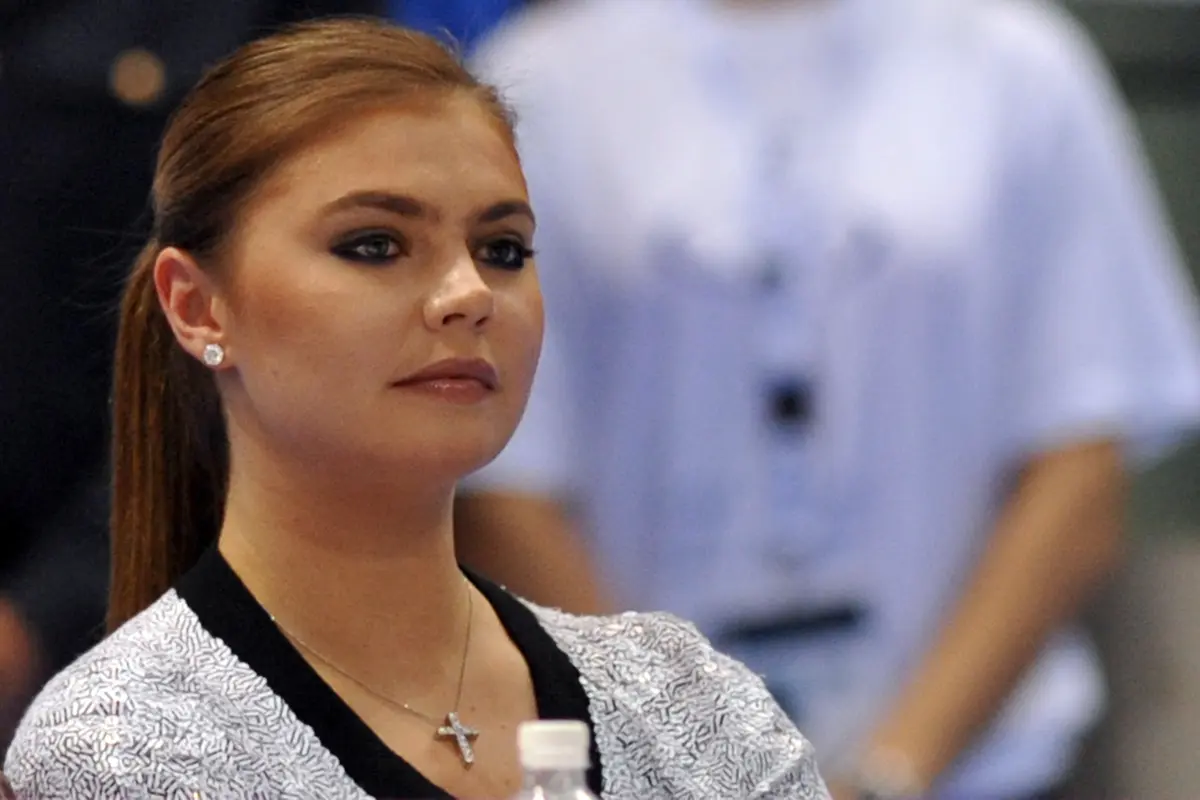 Siapa Alina Kabaeva yang Disebut Kembali Mengandung Anak Perempuan Vladimir Putin?