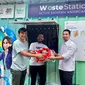 Blu by BCA Digital, Rekosistem, dan MRT meresmikan pembukaan Waste Station di dekat Stasiun MRT Dukuh Atas pada 23 Februari 2023. (Dok. Liputan6.com/Dyra Daniera)