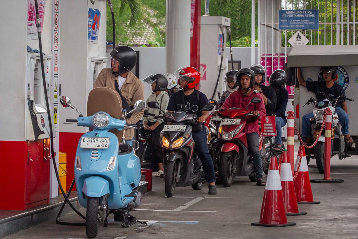 Per 1 April 2026, Harga BBM Nonsubsidi Diprediksi Naik 10 Persen