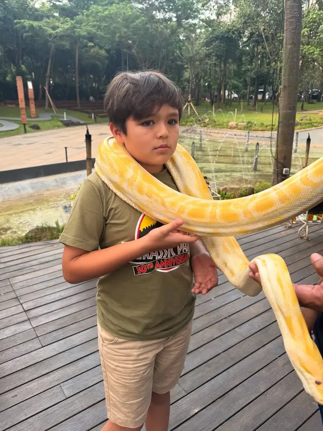 Foto-foto Jessica Iskandar dan Vincent Verhaag Ajak Anak ke Kebun Binatang/Instagram @inijedar