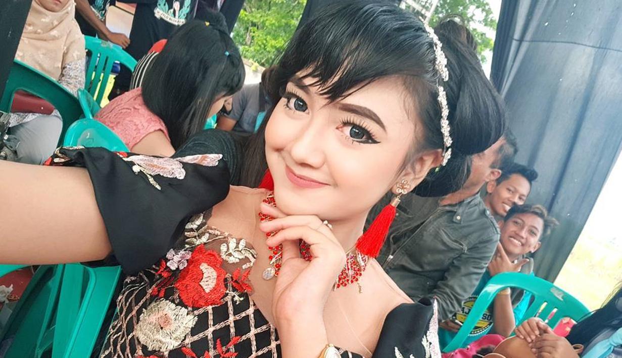 Foto Pesona Jihan Audy Dalam Balutan Dress Cantik Dan Memesona Surabaya Liputan6 Com Jangan nget ngetan vocal : pesona jihan audy dalam balutan dress