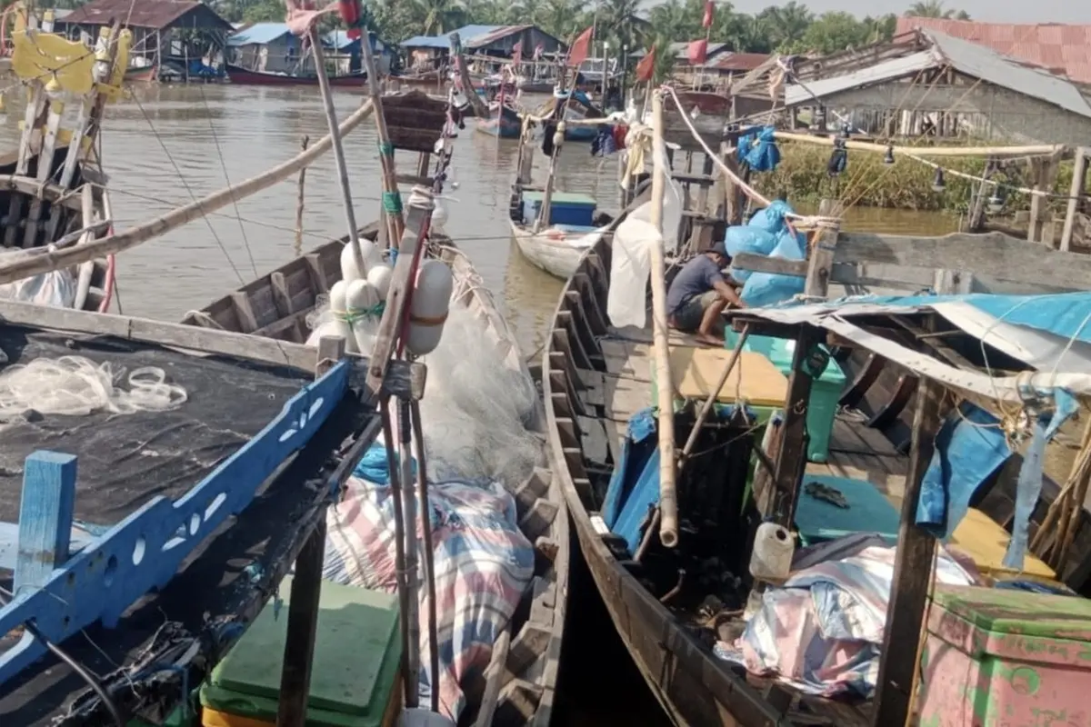 Angin Kencang dan Kelangkaan Solar, Nelayan Tanjung Beringin Menjerit
