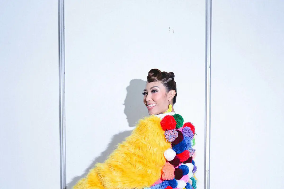 [Bintang] Ayu Dewi