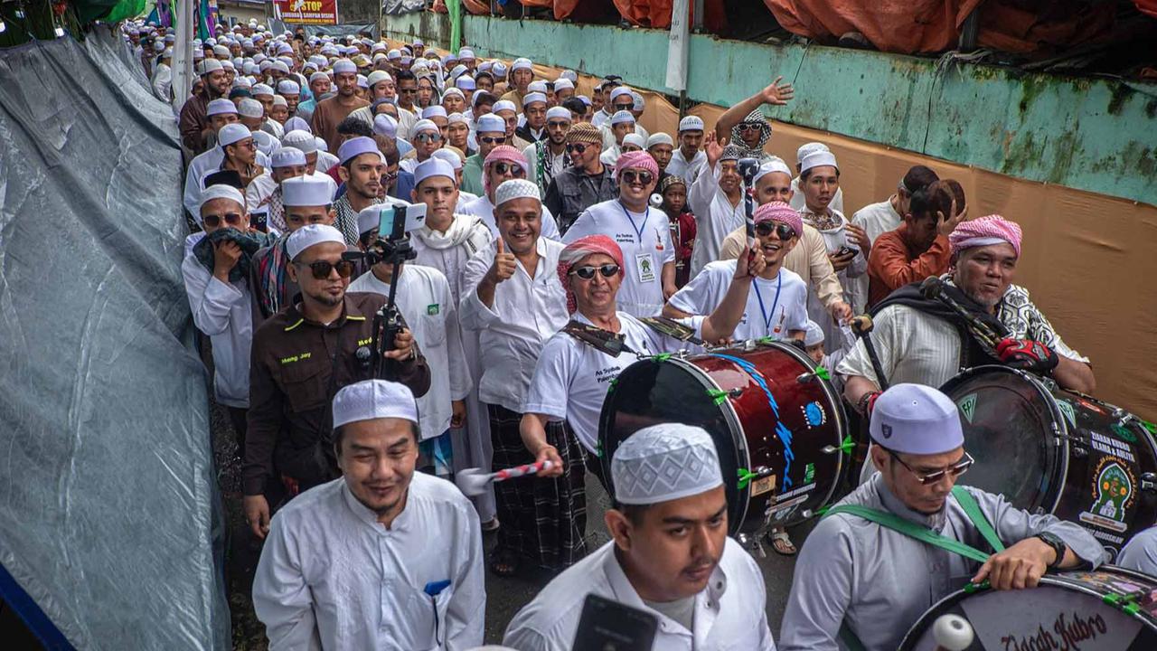 FOTO: Semarak Tradisi Ziarah Kubro jelang Ramadan di Palembang