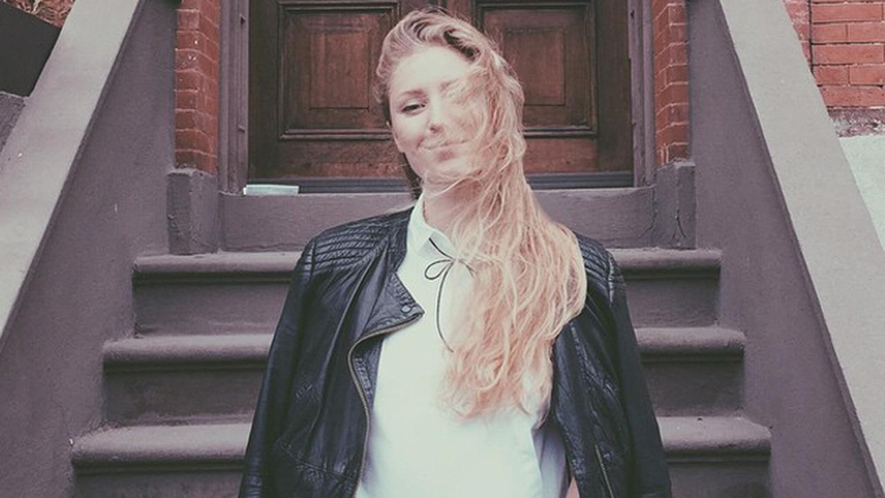 Direktur Cantik Ini Tak Ganti Pakaian Selama 3 Tahun