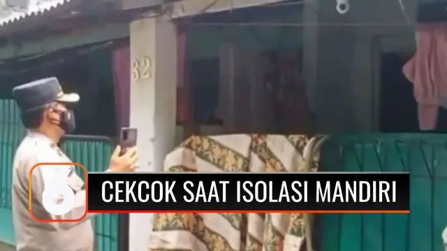 Viral pasien isolasi mandiri cekcok dengan tetangganya, lantaran tak dibolehkan keluar untuk beli obat. Polisi datang memberi bantuan dan sosialisasi ke warga bagaimana cara membantu pasien Covid-19.