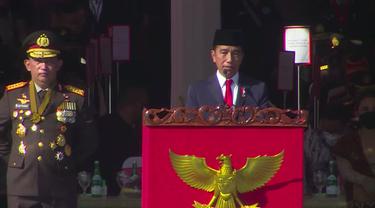 Presiden Jokowi menjadi Inspektur Upacara HUT Bhayangkara yang digelar di Semarang, Jawa Tengah. (Istimewa)