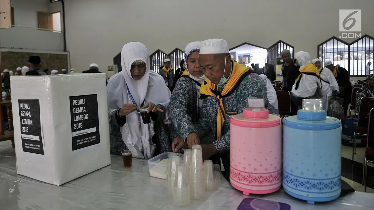 Ratusan Jemaah Haji Kloter 2 Tiba di Tanah Air