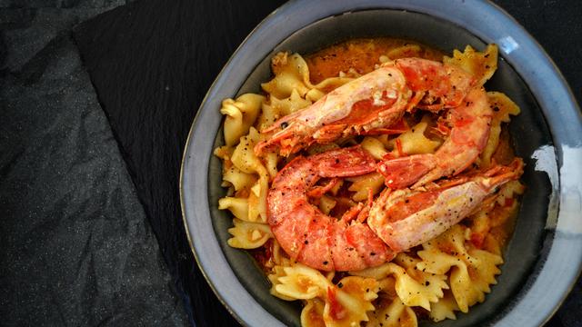 Ilustrasi pasta udang