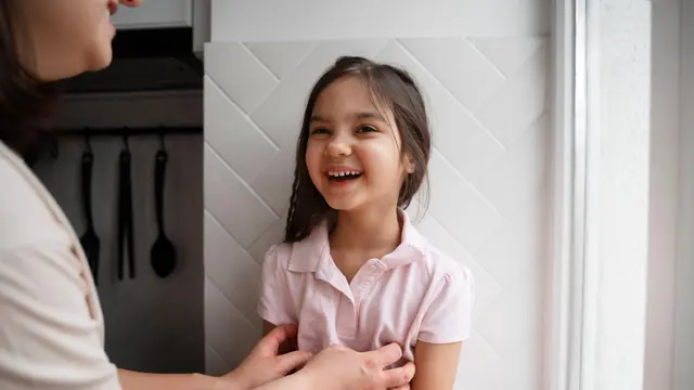 Mengenal Body Neutrality pada Anak, Cara Mengajarkan Si Kecil Mencintai Fungsi Tubuhnya Sejak Dini