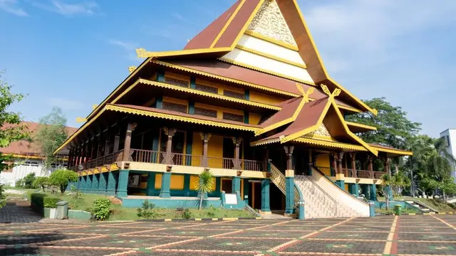 rumah selaso jatuh kembar