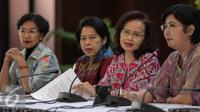 Panitia Seleksi pimpinan KPK menggelar konferensi pers terkait nama calon pimpinan KPK yang lolos seleksi tahap II, Jakarta, Selasa (14/7/2015). Sebanyak 48 orang lolos seleksi tahap II dari total 194 orang yang lolos tahap I. (Liputan6.com/Faizal Fanani)