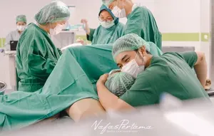 Fiki Naki Dikaruniai Anak Pertama, Bayi Perempuan Lahir Prematur di Usia 34 Minggu