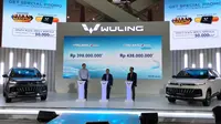 Wuling Motors umumkan harga New Almaz RS dan Almaz RS Hybrid di Mall Kelapa Gading 3, Jakarta Utara. (Septian/Liputan6.com)