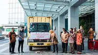 LPEI bersama&nbsp;Pemerintah Provinsi Jawa Timur mengukuhkan enam Desa Devisa baru yang diluncurkan di sela-sela acara East Java Export Festival.