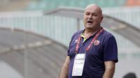 Pelatih PSM Makassar, Bojan Hodak, saat melawan Lalenok United pada laga Piala AFC di Stadion Pakansari, Bogor, Jawa Barat, Rabu (29/1/2020). PSM menang 3-1 atas Lalenok United. (Bola.com/M Iqbal Ichsan)