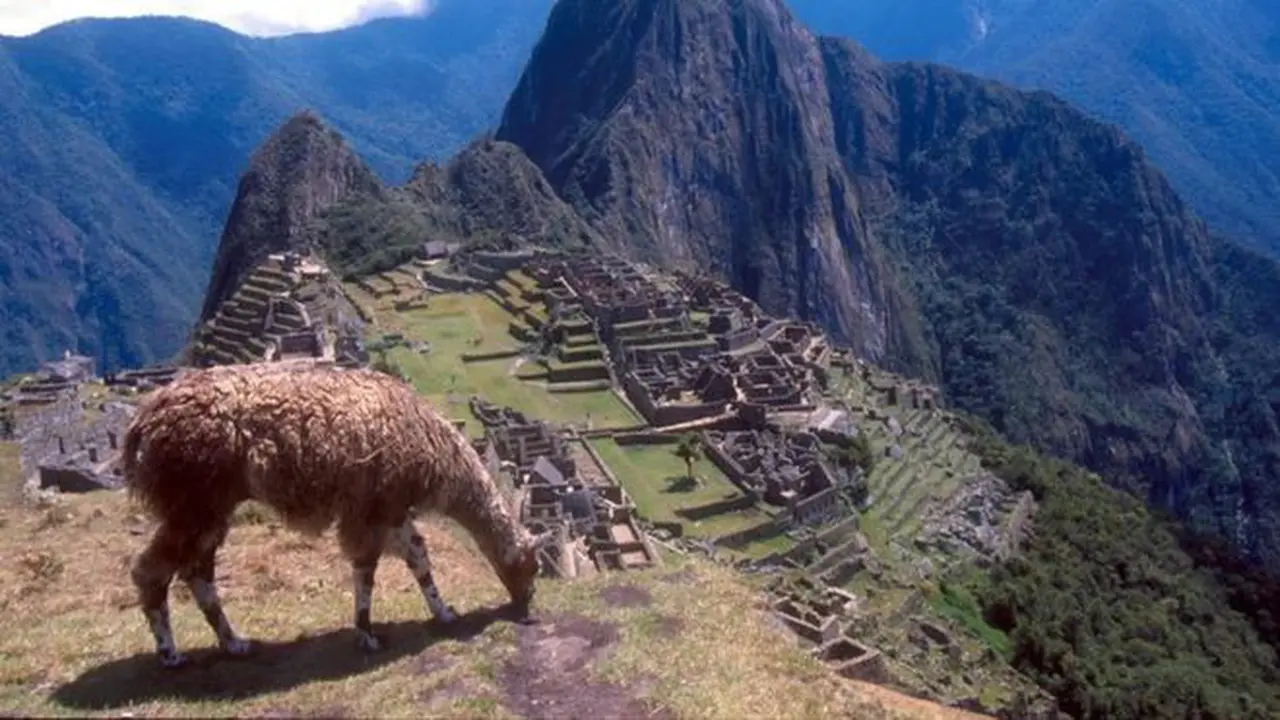 Lokasi wisata Machu Picchu di Andes, Peru. (BBC)
