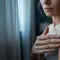 Apakah Sunscreen Boleh Dipakai Malam Hari? Ini Fakta dan Penjelasan Ahlinya