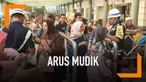 Stasiun Pasar senen mulai dipadati pemudik, sekitar 7.000 hingga 10.000 penumpang berangkat dari stasiun ini. Warga sengaja mudik lebih awal menghindari kesulitan mendapatkan tiket mudik.