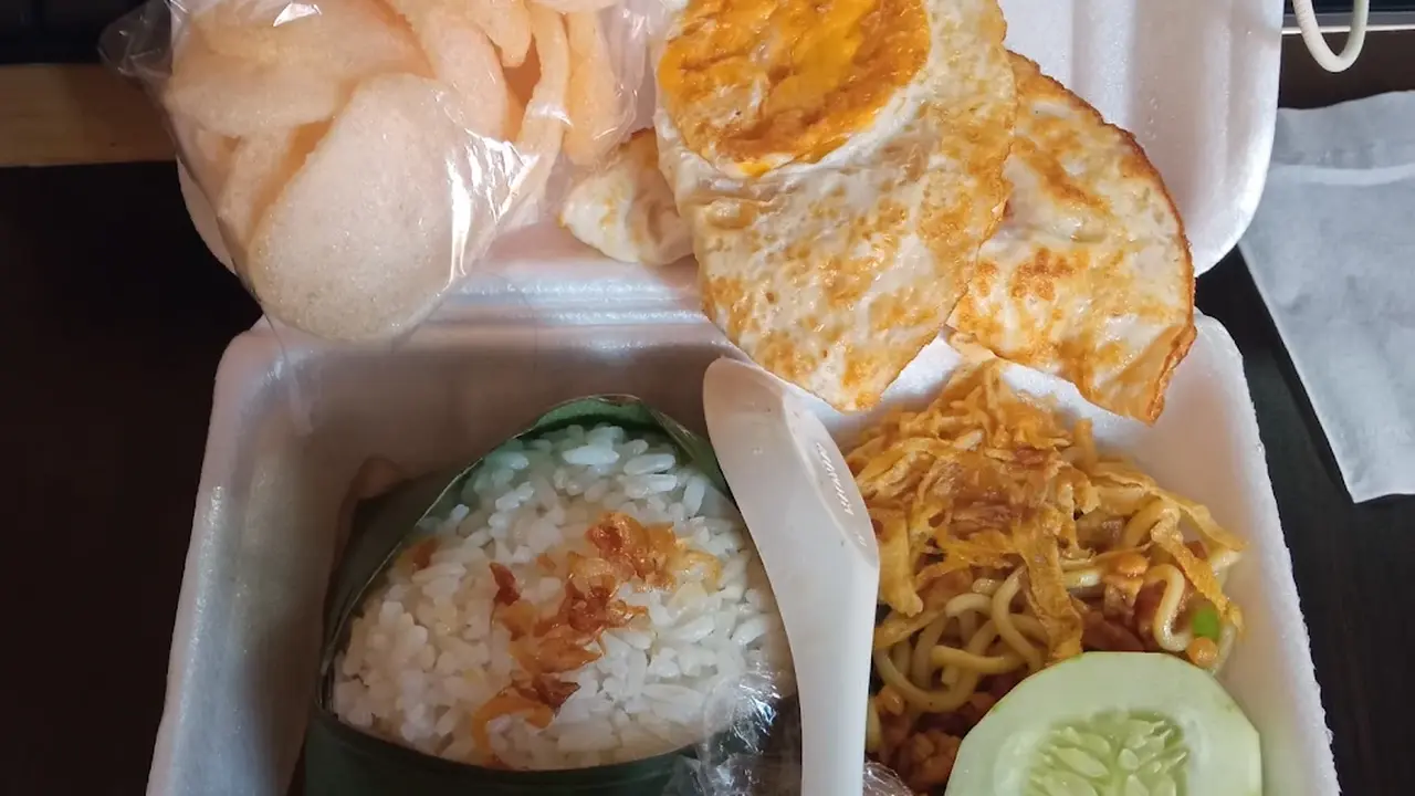 Rekomendasi Tempat Makan Nasi Uduk di Semarang